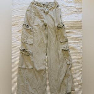 Copper Closet Beige High waisted Cargo Pants